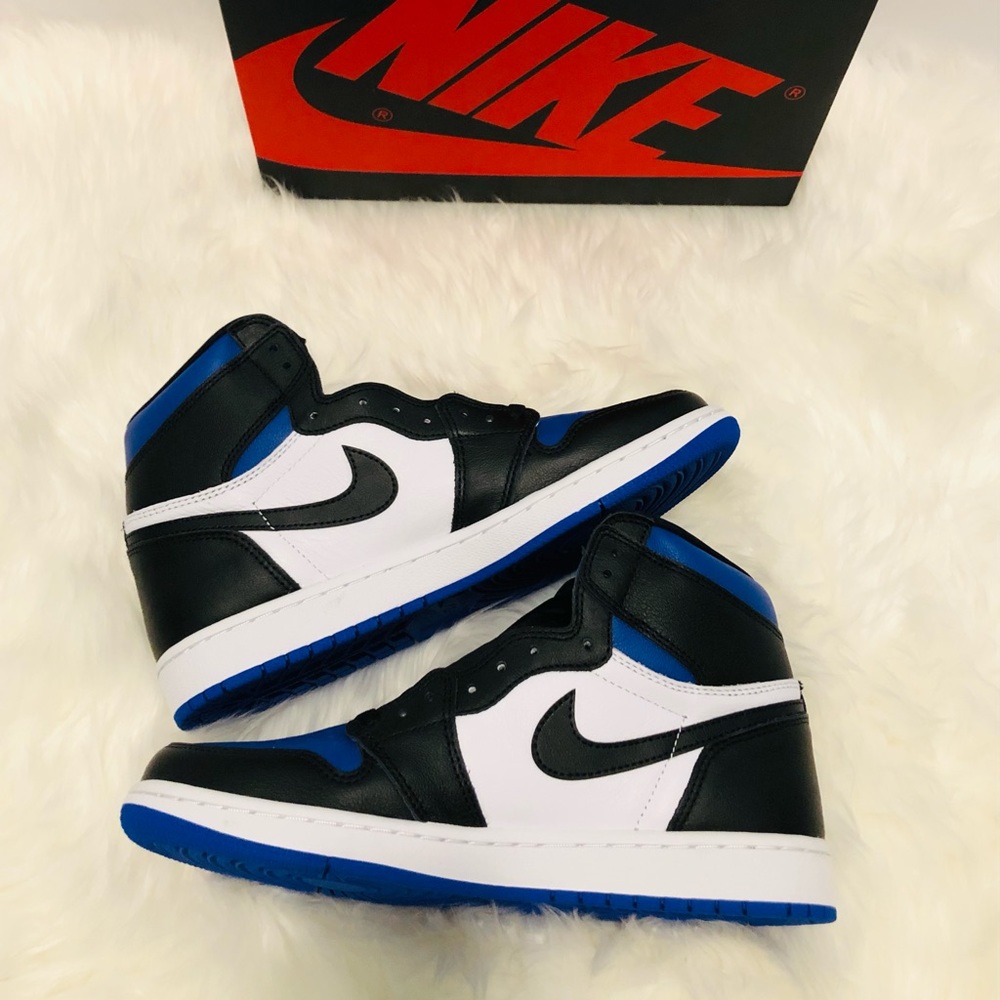 Air Jordan 1 Retro High OG Royal Blue